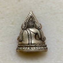 พระพุทธชินราช พิมพ์เเต่งใหม่  เนื้อโลหะผสม พ.ศ. 2485