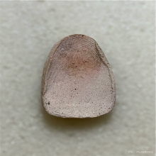 พระพุทธหลวงพ่อกวย พิมพ์เล็บมือ ฐานปลาดุก เนื้อผง  พ.ศ. 2515