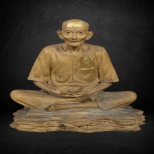 พระบูชารุ่นแรกแปะโรงสี เนื้อเรซิ่น ปี2519