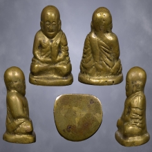 รูปหล่อหลวงพ่อเงิน วัดห้วยเขน พิมพ์กลาง