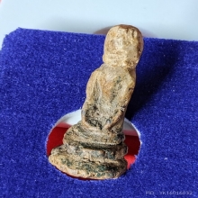 ไม้โพธิ์แกะ หลวงปู่รอด วัดโคนอน