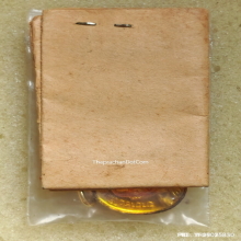 เหรียญเม็ดแตงลงยาเคลือบเรซิ่น หลวงปู่ทวด วัดช้างให้ ปี 2539