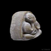 หลวงปู่โต๊ะ พระปิดตามหาเสน่ห์เนื้อเกสร