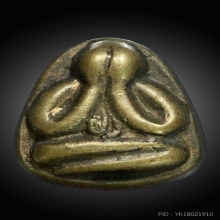 พระปิดตาเล็ก เนื้อโลหะ แต่งเก่าเดิม