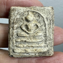 พระสมเด็จ วัดบางขุนพรหม พิมพ์อกครุฑ ว่าวจุฬา