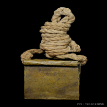 ยันต์หนีบ เนื้อฝาบาตร ครูบานันตา วัดทุ่งม่านใต้