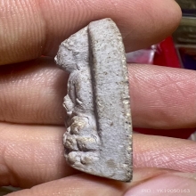 พระกริ่งวัดสุทัศน์ เนื้อผงเทาหลังจารย์ เจ้าคุณศรีสนธิ์2485