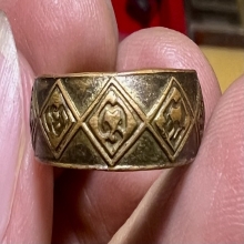 แหวนรุ่นแรก 2482 ลพ.วัดไร่จิง กะไหล่ทองสวยมากเดิมๆหายากสุดๆ