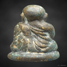 รูปหล่อหลวงพ่อเงินพิมพ์นิยมแป๊ะยิ้ม