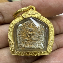 พระขุนแผนหลวงปู่ทิม เนื้อผงพราย พิมพ์เล็ก