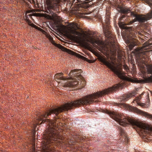 เหรียญหมุนเงินหมุนทอง (ปะคำ19เม็ด) (นิยม) เลี่ยมทอง90