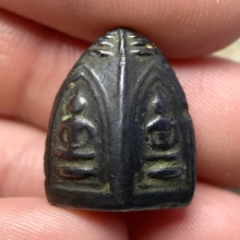 พระพรหมสี่หน้า หลวงพ่ออี๋ วัดสัตหีบ จ.ชลบุรี 