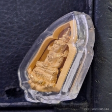 เหรียญพระแก้ว ภปร. ทรงซุ้ม ร.พ.ภูมิพล ปี47