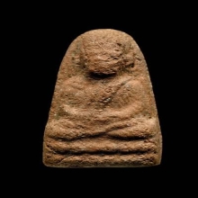 หลวงปู่ทวด บล็อคขอบเต็มตาแหลม เนื้อว่าน วัดพระสิงห์ ปี2506