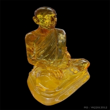 พระบูชาหลวงพ่อฤาษีลิงดำแก้วใส