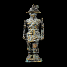 รูปหล่อสมเด็จพระเจ้าตากสิน มหาราช ปี 2518