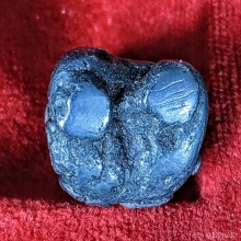 พระปิดตาหลวงพ่อทับ วัดทอง เนื้อเมฆพัด พิมพ์หัวบายศรี 