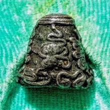 พระปิดตาหลวงพ่อทับ วัดทอง เนื้อเมฆพัด พิมพ์หัวบายศรี 