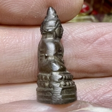 พระชัยวัฒน์ สี่มุมเมือง 2511 สวยมากหน้าใหญ่เดิม ๆ โค๊ดเดียว