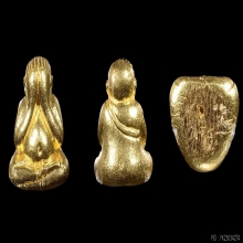 พระปิดตา ชินบัญชรมงคลโสฬส ปี 2558 ชุดเนื้อทองคำ สวยมาก  