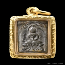 หลวงปู่ศุข ข้างอุ เนื้อชินตะกั่ว เลี่ยมทอง