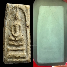 พระสมเด็จบางขุนพรหม พิมพ์ใหญ่ ( บิ่นไม่โดนองค์พระ )