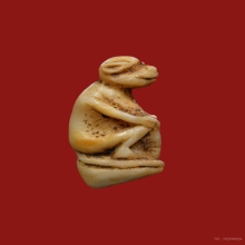 ลิงจับหลักงาแกะ หลวงพ่อดิ่ง วัดบางวัว  มีจาร