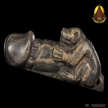 ลิงขี่ปลัดขิก หลวงพ่อคง เนื้อไม้งิ้วดำมีจาร สภาพสวยหายากมาก