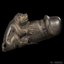 ลิงขี่ปลัดขิก หลวงพ่อคง เนื้อไม้งิ้วดำมีจาร สภาพสวยหายากมาก