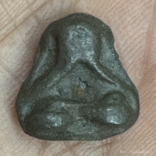 พระปิดตาเนื้อตะกั่ว หลวงพ่อคง วัดบางกระพี้ 