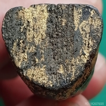 พระปิดตาไม้แกะปิดทองเก่า มีตลับเงิน