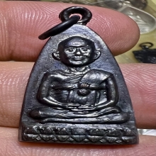 เหรียญสมเด็จโต วัดไชโย 2495 สวยแชมป์ ผิวเหลือบแมงทับ