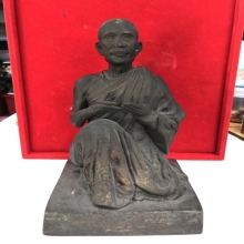 พระบูชาท่าองค์ท่านพ่อโอภาสี ขนาด 5 นิ้ว สูง 8 นิ้ว ปี 2535 