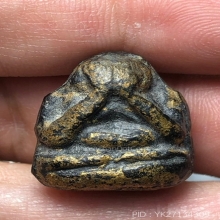 พระปิดตา เจ้าคุณวิเชียร ปี 2519 เนื้อผงคลุกรักปิดทอง 