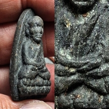 หลวงปู่ทวดเนื้อว่าน ปี2497 พิมพ์ใหญ่หัวขีด นิยมA สวยแชมป์