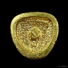 พระทองคำ หลวงปู่แหวน สุจิณโณ รุ่นสร้างมณฑป ปี26