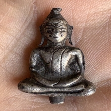 พระยอดธงพระเจ้าตาก เนื้อเงิน จันทบุรี