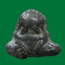 พระปิดตาหลวงปู่เอี่ยม พิมพ์เกศอุ เนื้อตะกั่ว