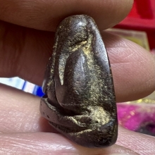 ปิดตาผงคลุกรัก หลังยันต์ สายชลบุรี สวยสมบูรณ์เก่าจัดหายาก