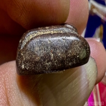 ปิดตาผงคลุกรัก หลังยันต์ สายชลบุรี สวยสมบูรณ์เก่าจัดหายาก