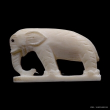 ช้างงาแกะวัดโพธิสัมพันธ์ ปลุกเสกโดยหลวงปู่ทิม วัดละหารไร่