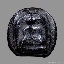 พระพุทธเนื้อผงลงรักเก่า