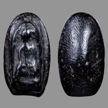 พระพุทธเนื้อผงลงรักเก่า