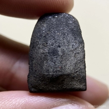 หลวงปู่ทวด วัดช้างให้ ปี2524 เนื้อว่าน พิมพ์พระรอด