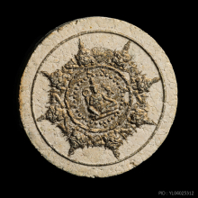 องค์พ่อจตุคามรามเทพ ปี30 รุ่นแรก พิมพ์เล็ก (ขาวปัดทอง)