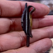 ลป.ทองดำ วัดท่าทอง อุตรดิตถ์ แหนบเงินลงยา3สี ตอกโค๊ด