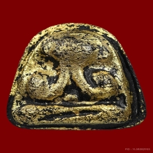 ปิดตาหลวงปู่เฮี้ยง วัดป่าพิมพ์เศียรโตหลังแบบปิดทองสภาพสวย