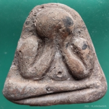 พระปิดองค์ใหญ่มาก ประมาณ 4.5 X 5 ซม.