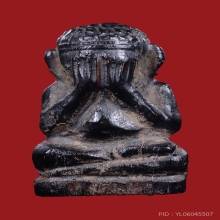 พระปิดตาไม้แกะหลวงปู่เอี่ยม วัดโคนอน