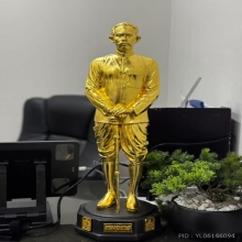 รูปหล่อหมอพรกรมหลวงชุมพรเขตอุดมศักดิ์